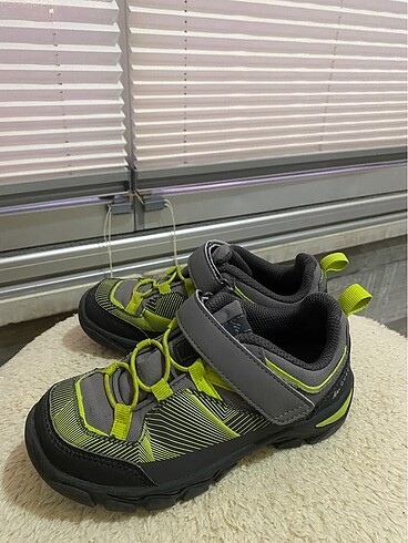 Decathlon cocuk ayakkabı 28 numara