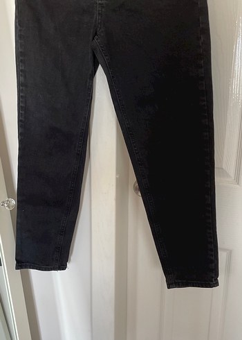 Defacto Siyah Kemerli Regular Fit Kadın Jean