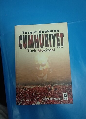 Turgut Özakman Cumhuriyet kitabı