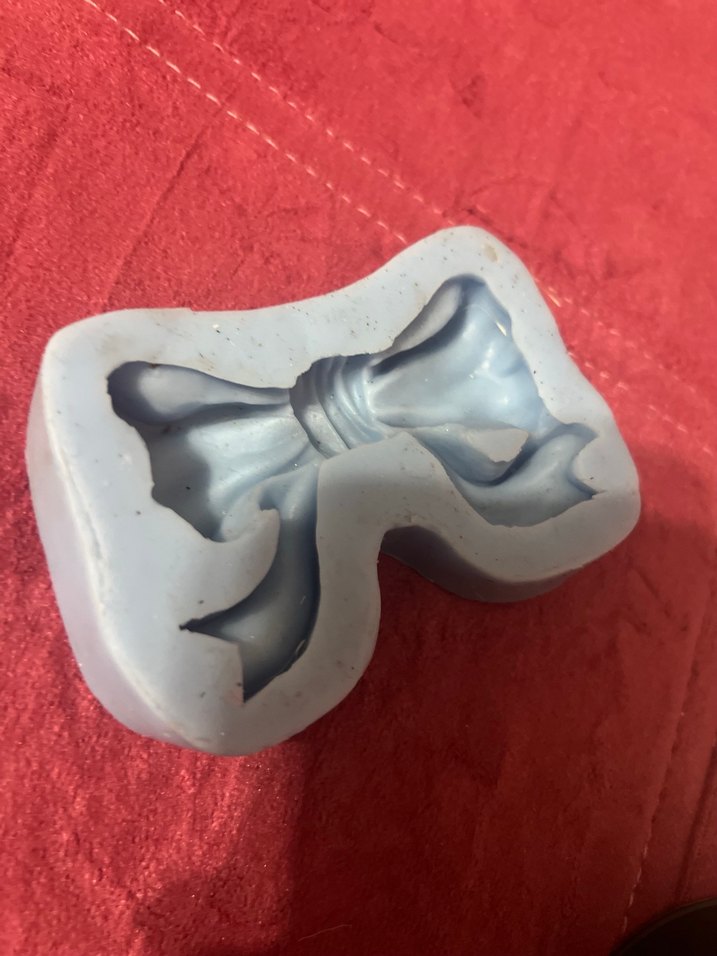 Silikon fiyonk kurdele kalıbı - Görsel 4