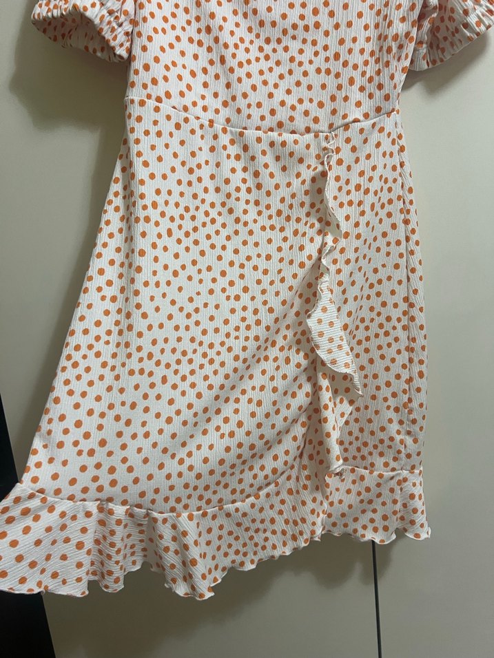 Beyaz Puantiyeli Kısa Kollu Midi Elbise - Görsel 2