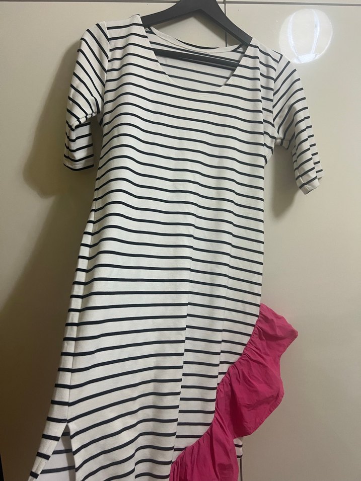 Çizgili Midi Elbise, Fırfırlı, Kısa Kollu - Görsel 3