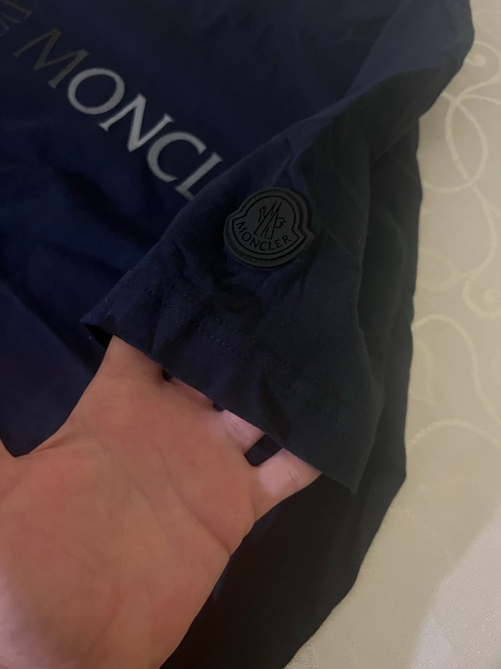 Moncler Siyah Baskılı Erkek Tişört - Görsel 3