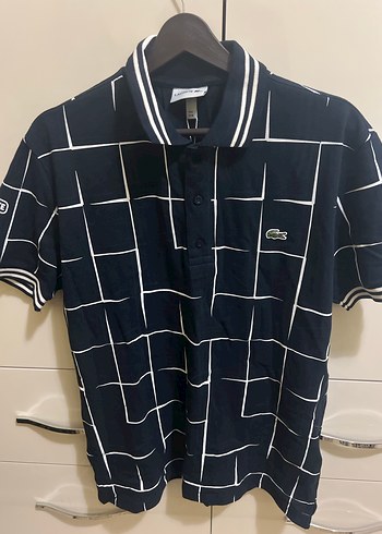 Lacoste m