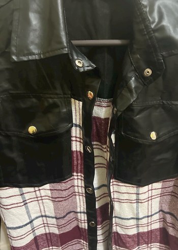 Düğmeli Deri ve Ekose Kadın Gömlek - Görsel 6