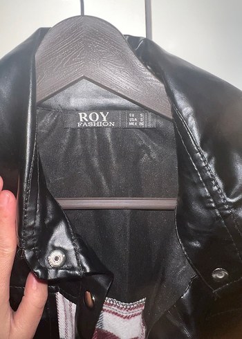 Düğmeli Deri ve Ekose Kadın Gömlek - Görsel 3