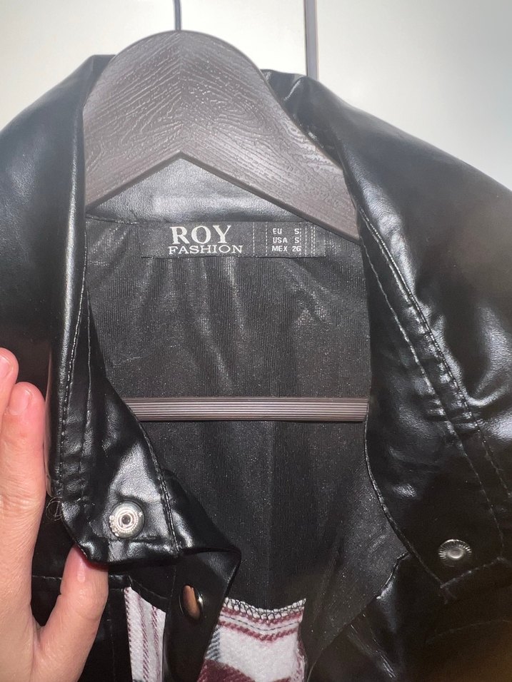 Düğmeli Deri ve Ekose Kadın Gömlek - Görsel 3