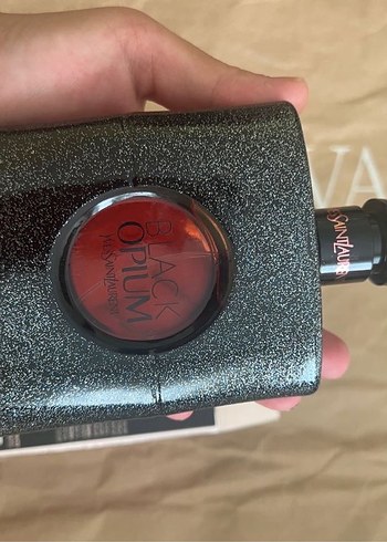 Yves Saint Laurent Black Opium Kadın Parfümü - Görsel 3