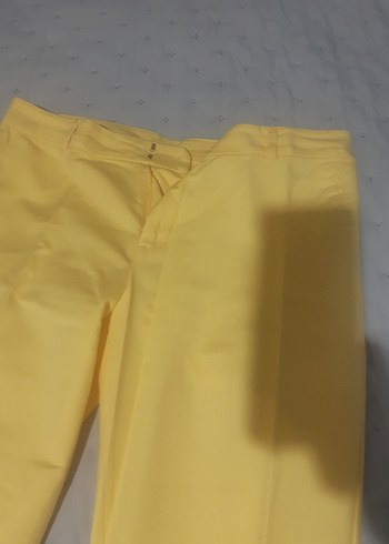 Kadın Sarı Midi Kumaş Pantolon - Görsel 3