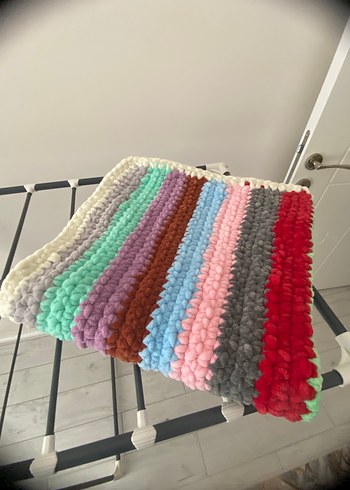 Pastel Renkli Örgü Çocuk Battaniyesi - Görsel 4