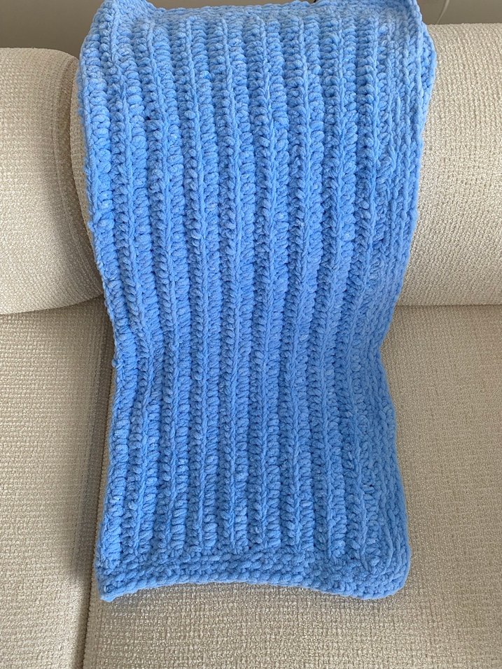 Pastel Mavi Örgü Çocuk Battaniyesi - Görsel 2