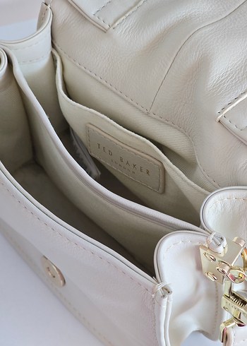  Beden beyaz Renk Ted baker çanta