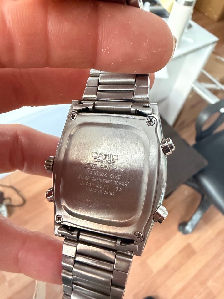 Gri Minimalist Erkek Kol Saati - Görsel 4