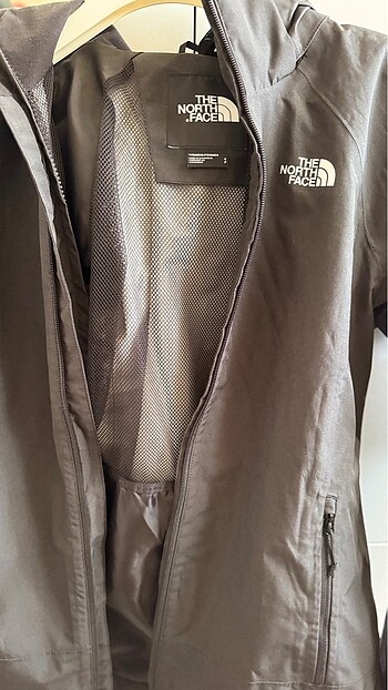 The north face orijinal yağmurluk