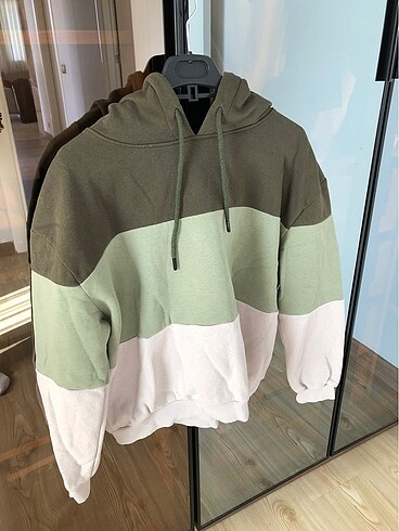 Trendyol sweatshirt