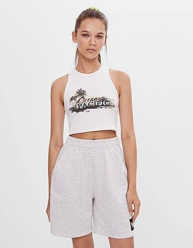 Bershka nakış detaylı crop