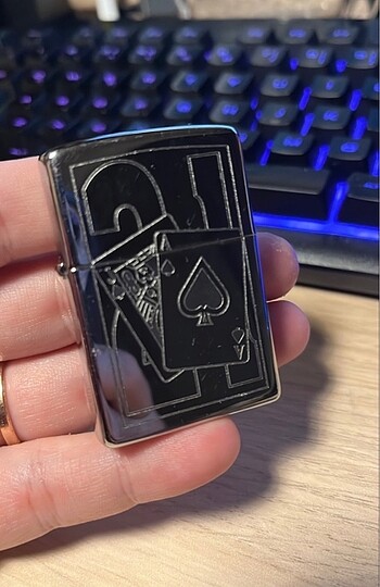 Zippo 21