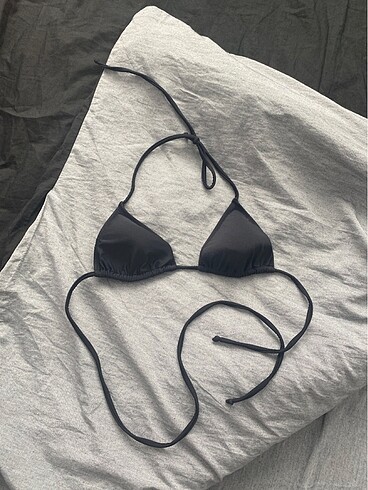 Bikini üstü