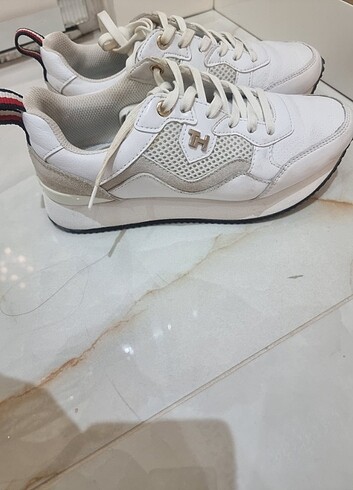 Tommy Hilfiger Orjinal tommy hilfiger