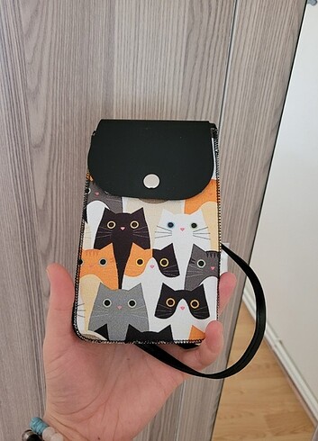 Diğer Kadın desenli çapraz telefon çantası