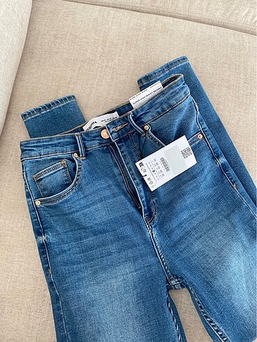 Bershka Yeni etiketli bershka jean