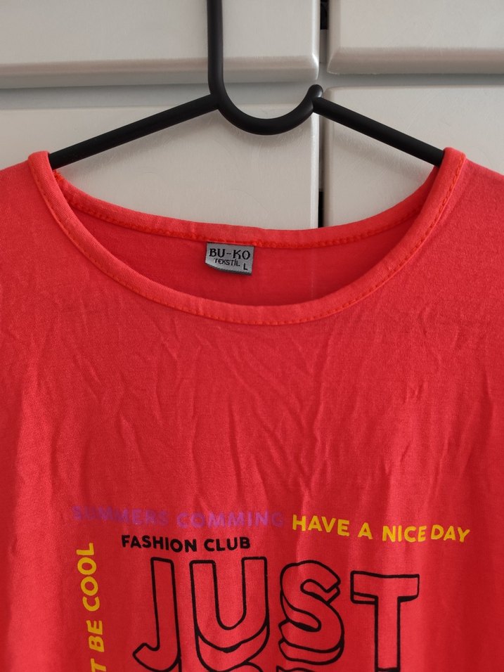 Renkli Baskılı Kırmızı Kadın Tişört - Görsel 5