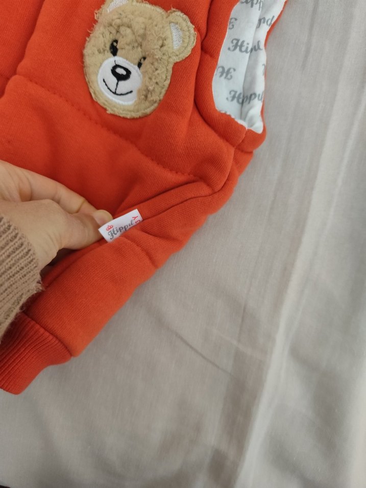 Kürklü Kapüşonlu Erkek Çocuk Kırmızı Yelek - Görsel 5