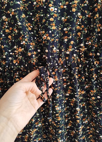 Düğmeli, V Yakalı, Bağcıklı Bohem Bluz - Görsel 2