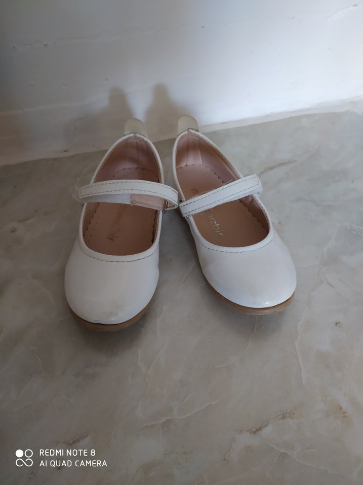 Kız Çocuk Beyaz Tokalı Babet - Görsel 2