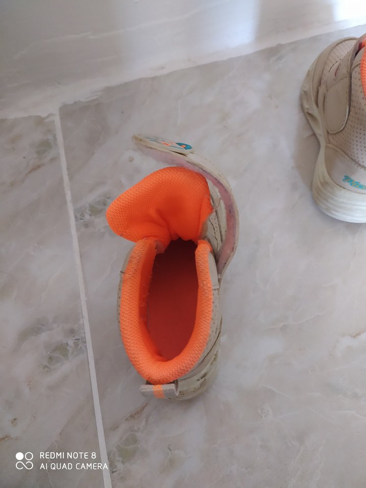 Kız Çocuk Bej Yılan Desenli Cırtlı Spor Ayakkabı - Görsel 3