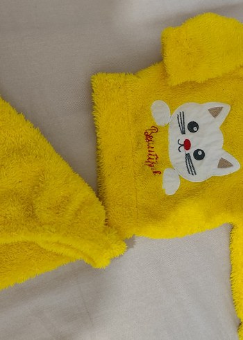 Sarı Kürklü Nakışlı Kedi Kıyafeti - Görsel 6