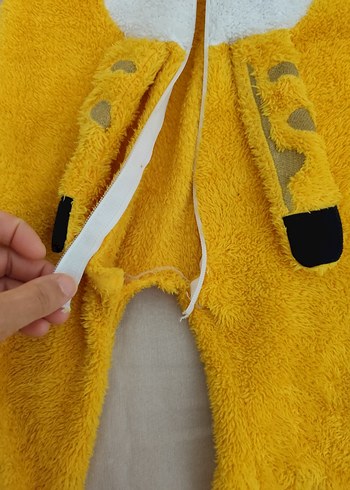 Sarı Kürklü Bebek Erkek Tulumu - Görsel 2