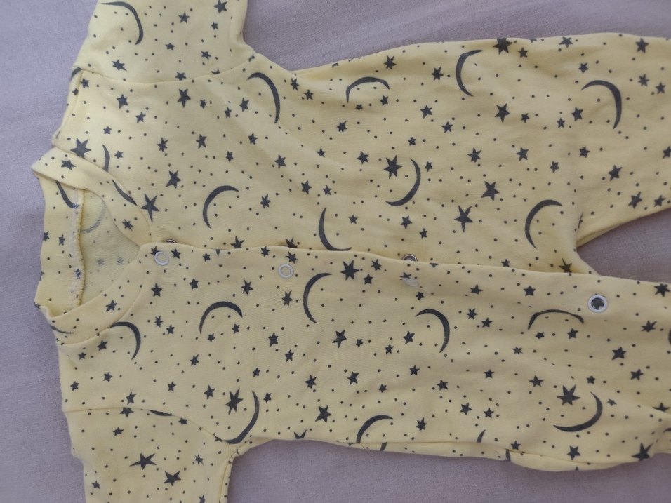 Uzun Kollu Sarı Desenli Bebek Tulum - Görsel 3