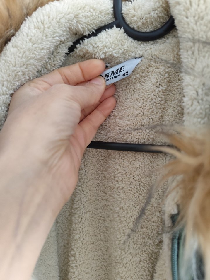 Kürk Detaylı Uzun Kadın Mont - Görsel 5