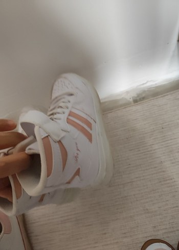 Beyaz Bağcıklı Kız Çocuk Spor Ayakkabı - Görsel 8