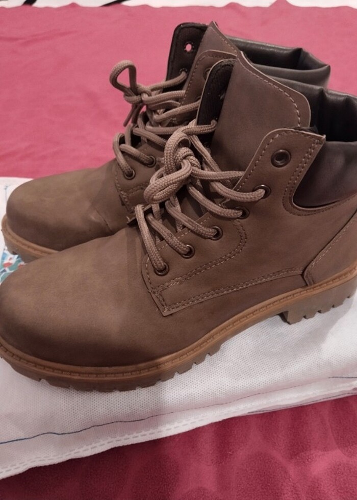 LC WAİKİKİ BOT - Görsel 2