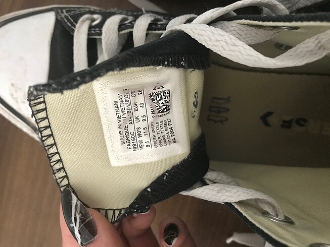 42 Beden siyah Renk converse