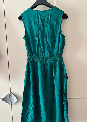 Koton V Yaka Kolsuz Midi Viskon Elbise - Görsel 5