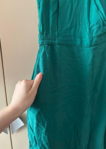 Koton V Yaka Kolsuz Midi Viskon Elbise - Görsel 6