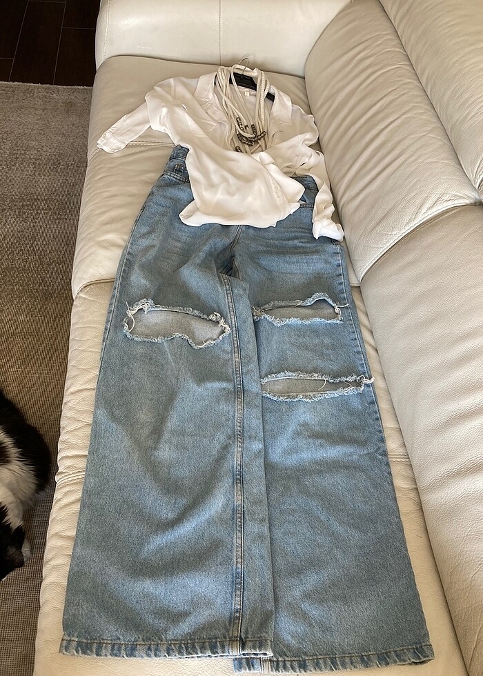 Yırtıık modern kot pantolon - Görsel 3