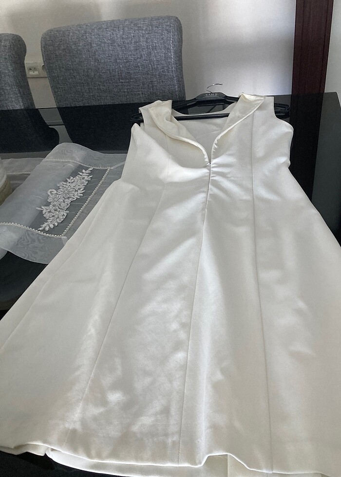 Krem rengi m beden iyi durumda elbise - Görsel 5