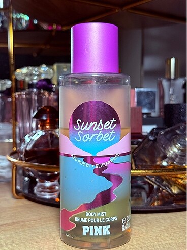 Vs pink body mist