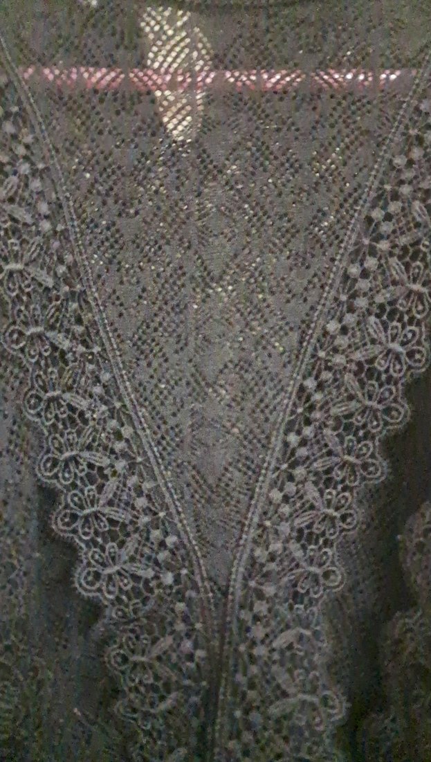 Dantel Detaylı Siyah V Yaka Kadın Bluz - Görsel 2