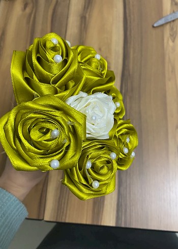 Sarı ve Beyaz Kurdele el yapımı - Görsel 2