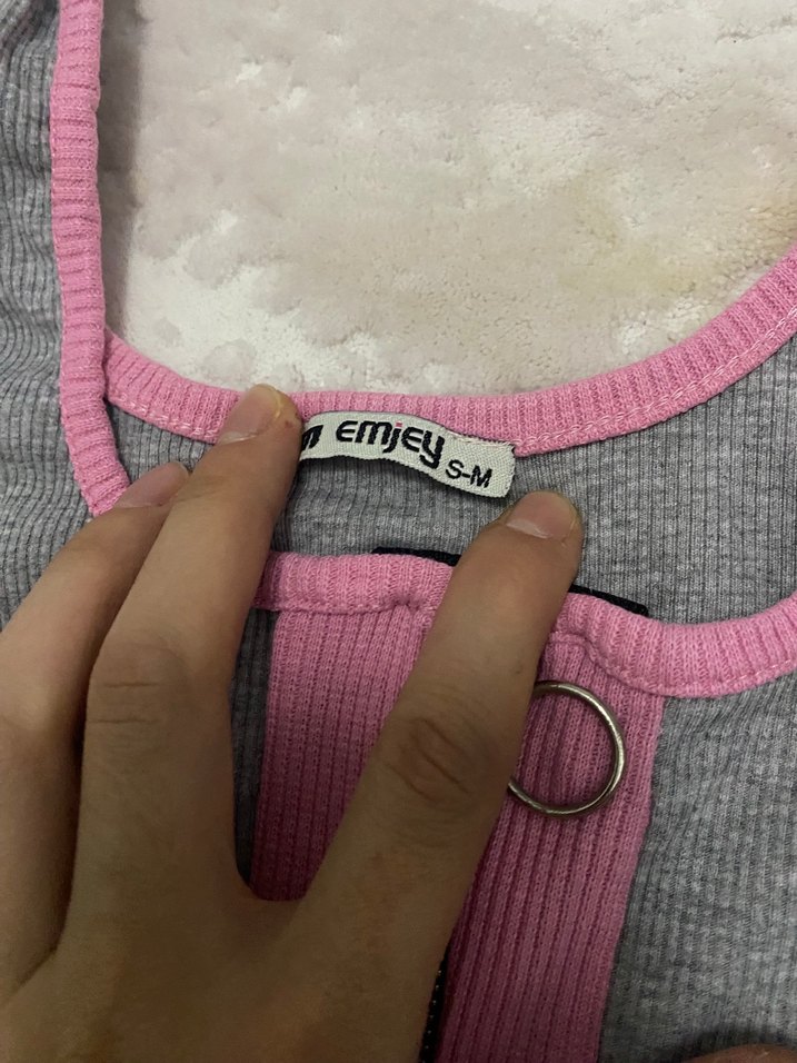 Kadın crop - Görsel 2