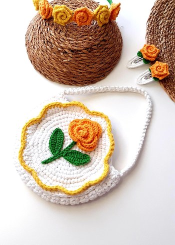 Nakışlı Beyaz Örgü Çiçekli Kız Çantası - Görsel 3