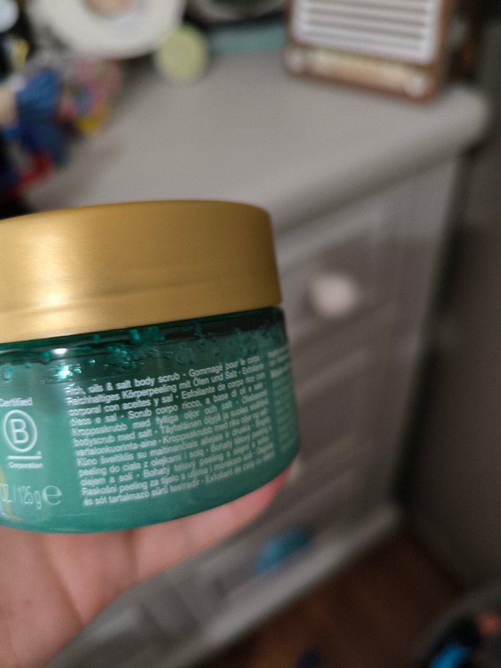 The Ritual of Karma Yumuşatıcı Vücut Peelingi - Görsel 2