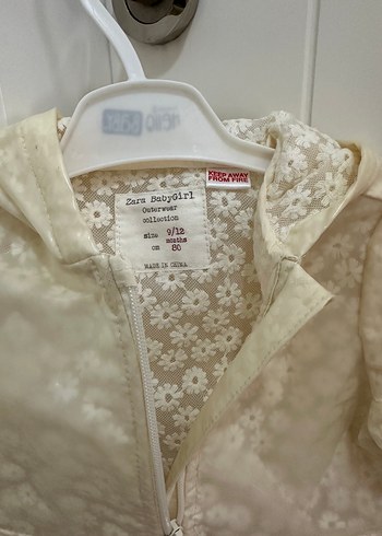Zara Zara bebek yağmurluk #zara