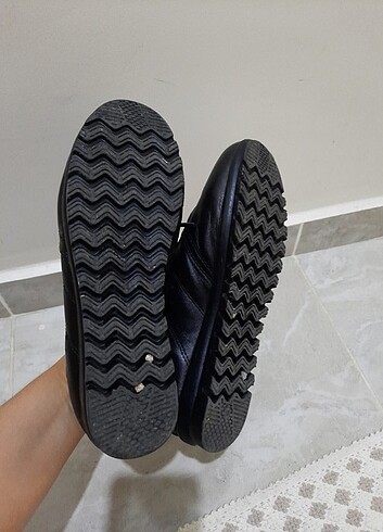 38 Beden siyah Renk Spor ayakkabı deri 