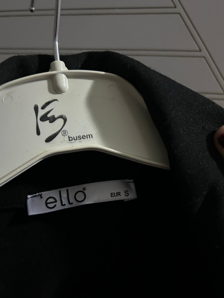 Siyah Düğmeli Midi Elbise - Görsel 4